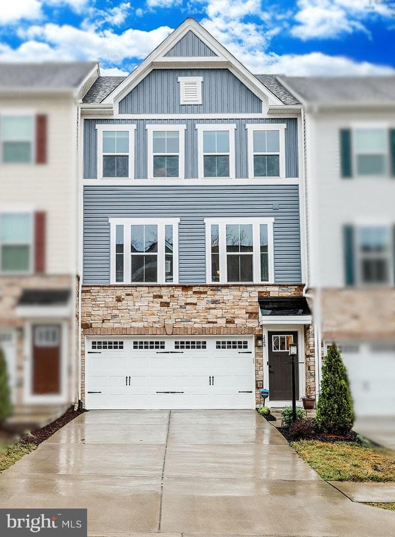 125 Bayhill Terrace photo 1