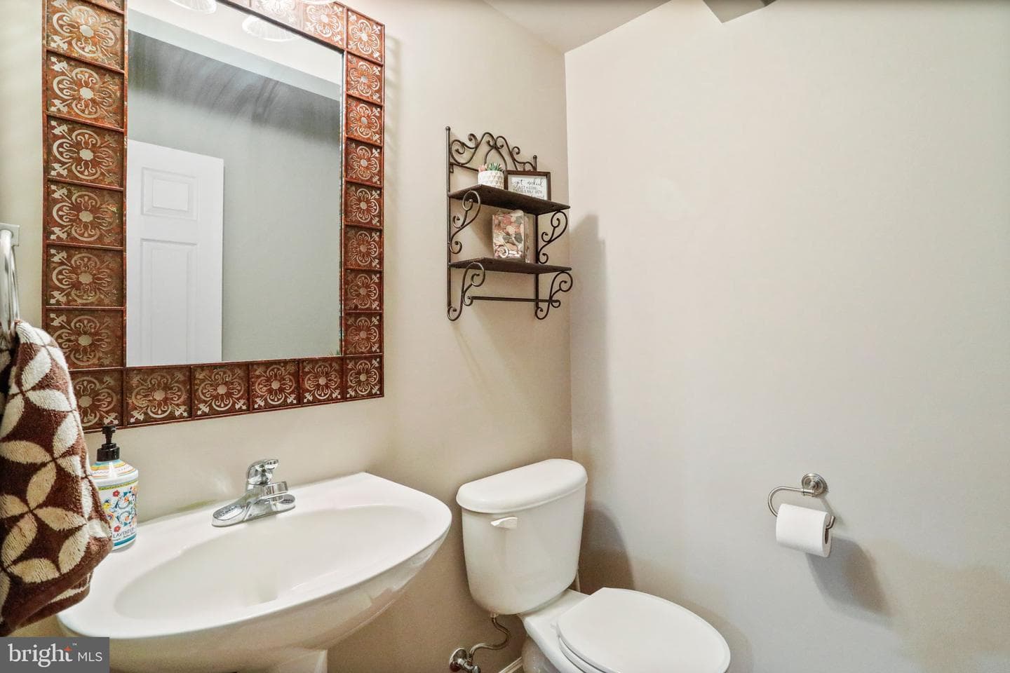 111 Mackenzie Lane photo 13
