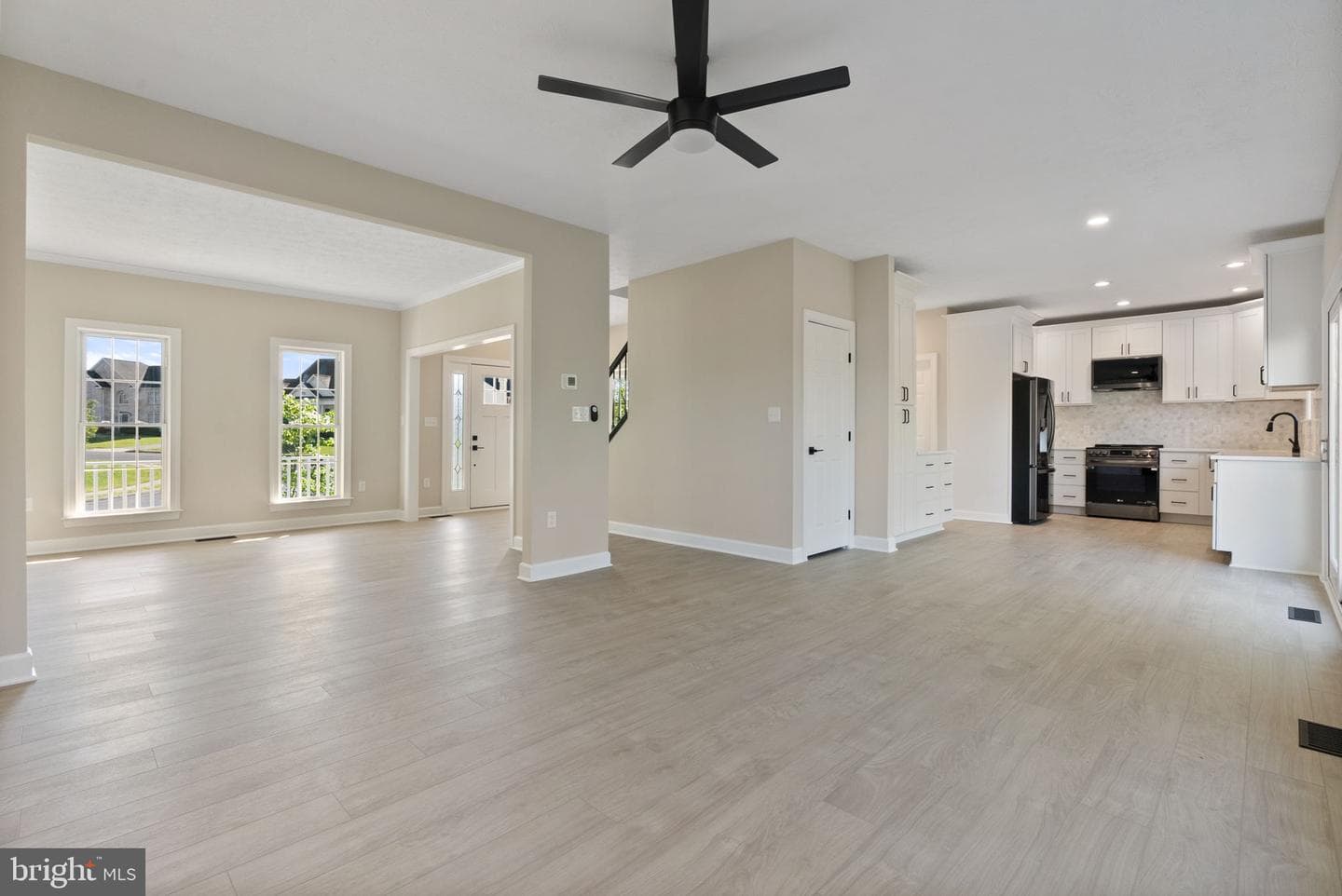 207 Clydesdale Drive photo 15