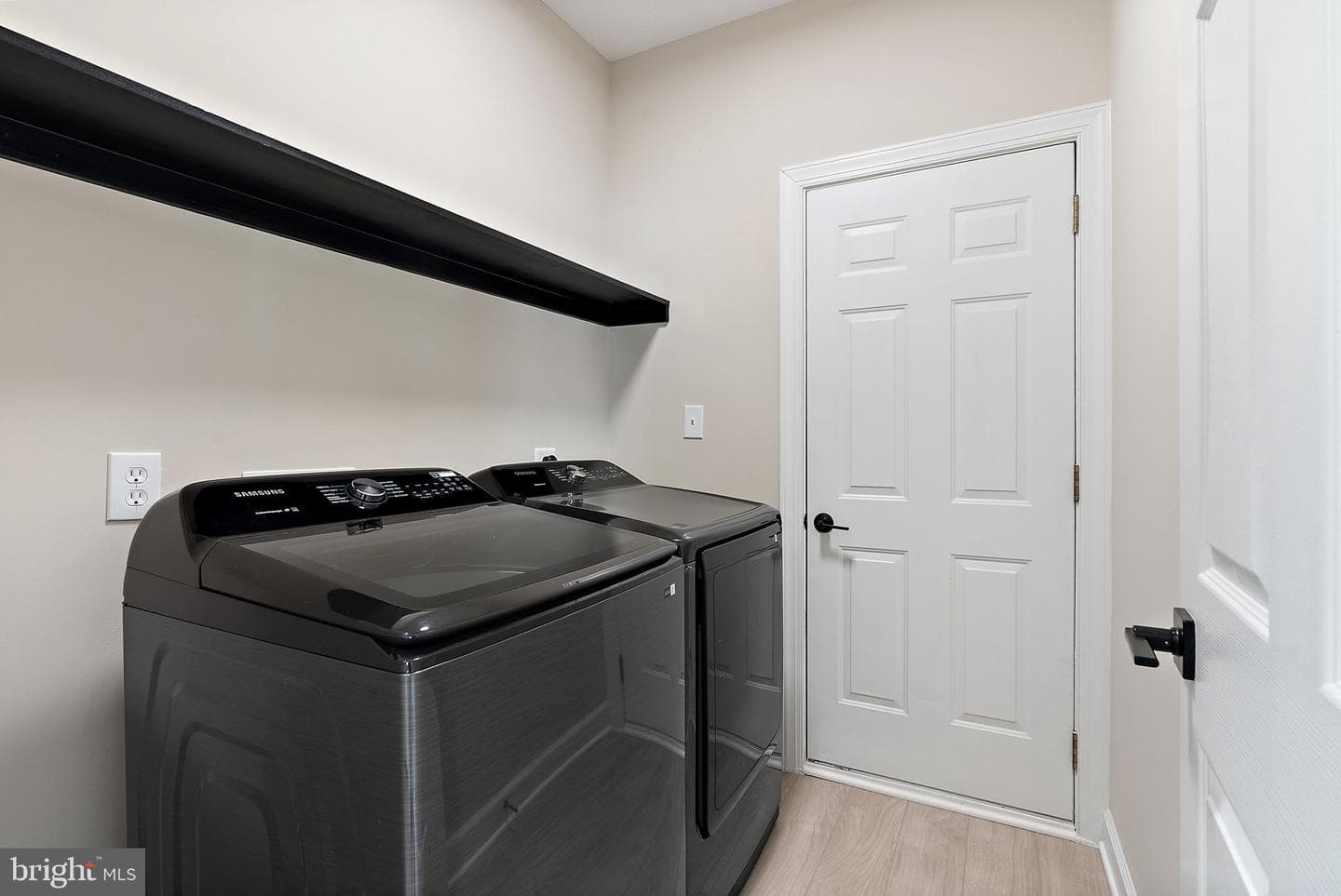 207 Clydesdale Drive photo 22