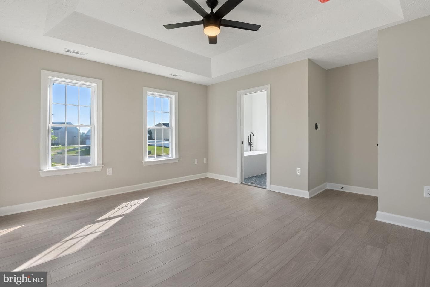 207 Clydesdale Drive photo 24