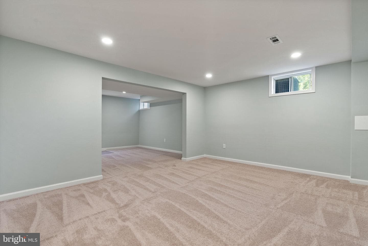 207 Clydesdale Drive photo 40