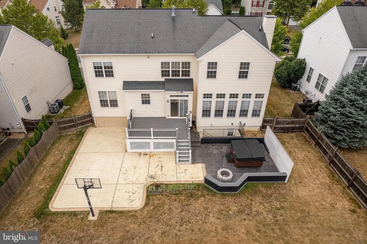 204 Rebecca Drive photo 2