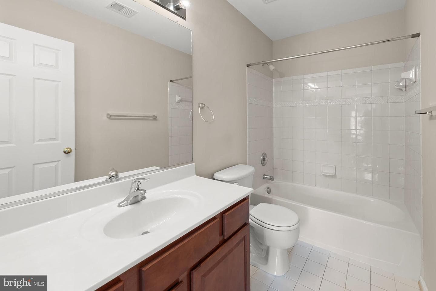 204 Rebecca Drive photo 43