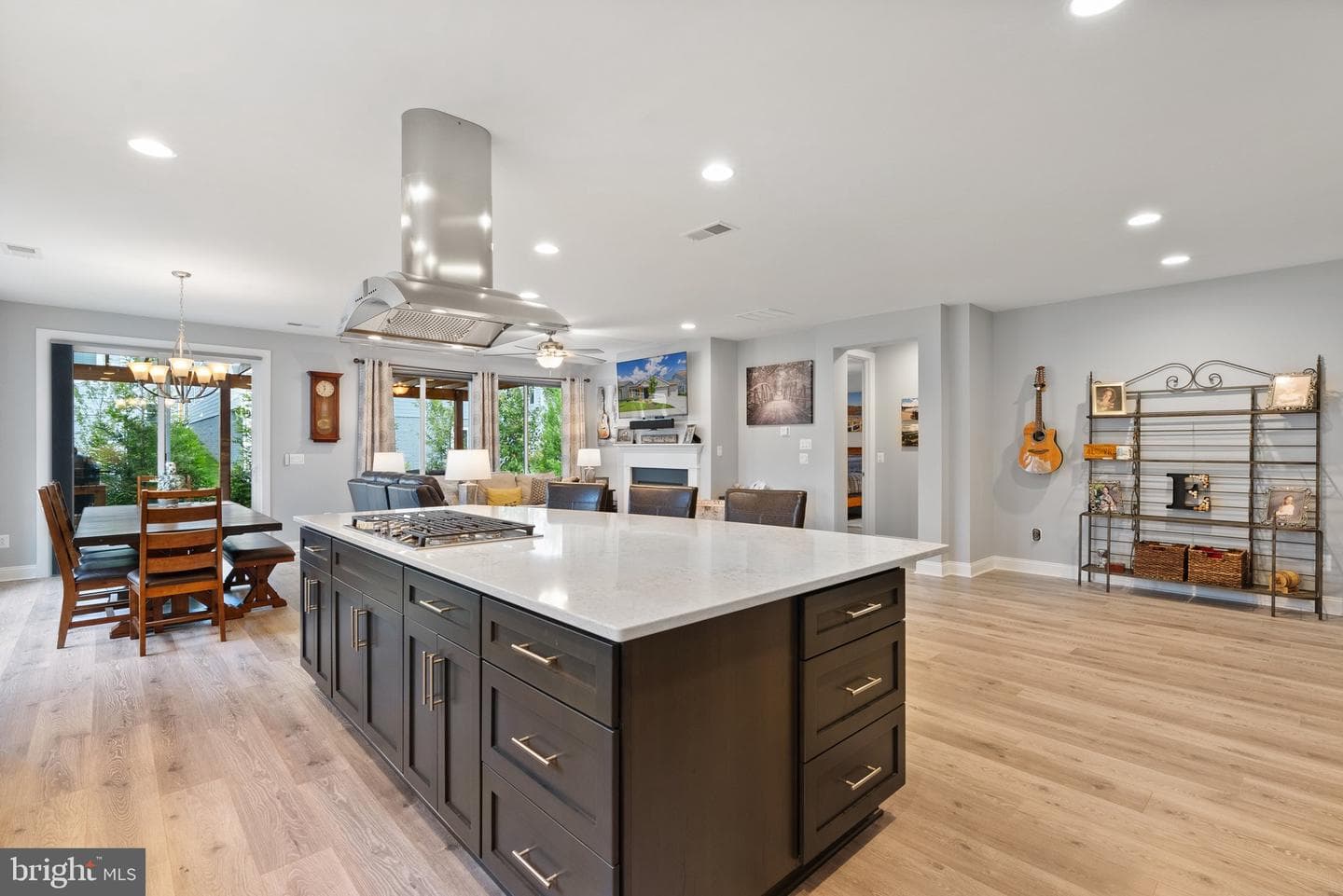 116 Milkweed Drive photo 32