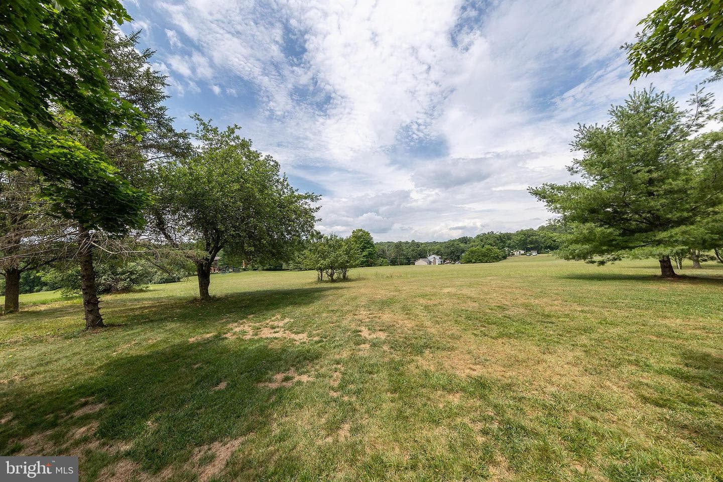 325 Masters Drive photo 42