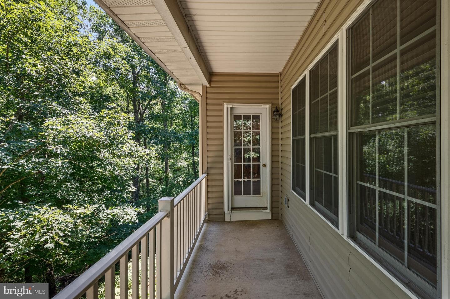611 Lakeview Drive photo 30