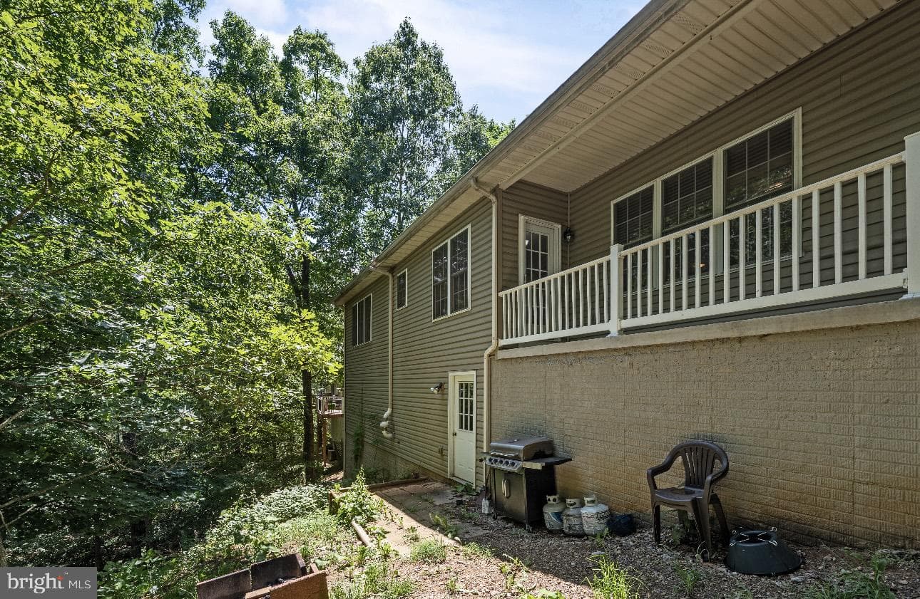 611 Lakeview Drive photo 47