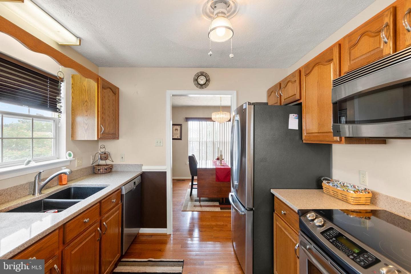 308 Montgomery Circle photo 10