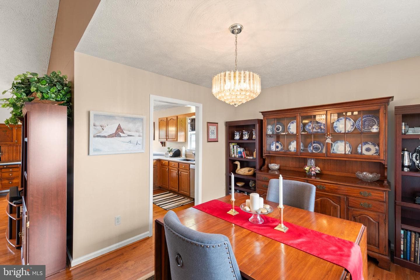 308 Montgomery Circle photo 15