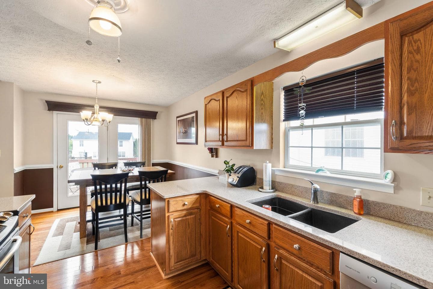 308 Montgomery Circle photo 8