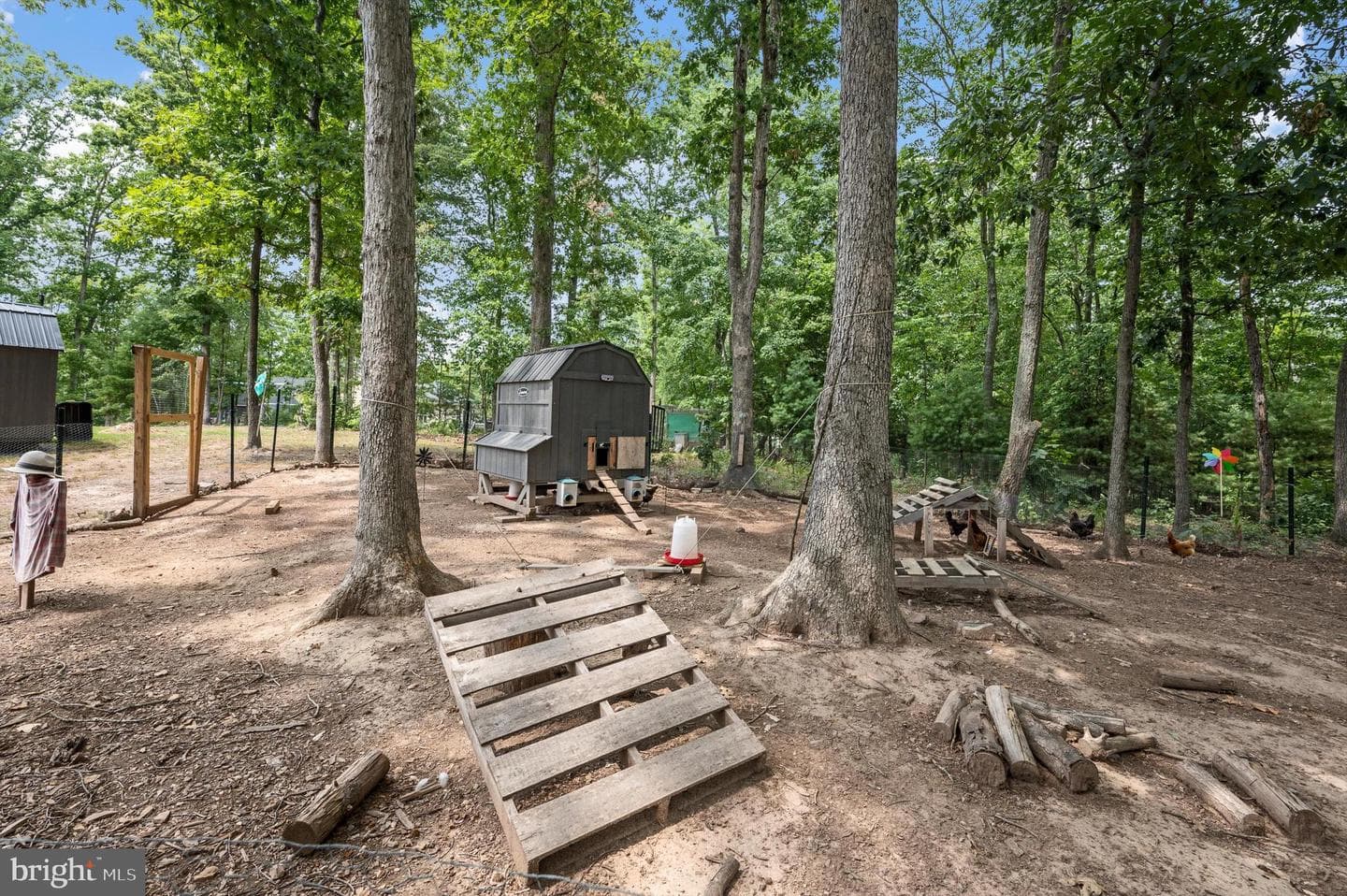 120 Cheran Lane photo 36