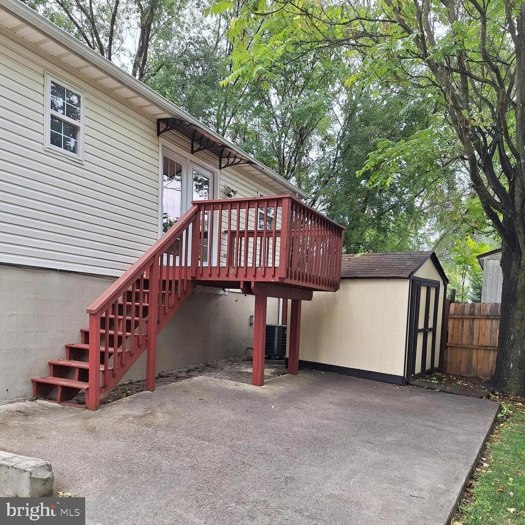 855 Butler Avenue photo 5