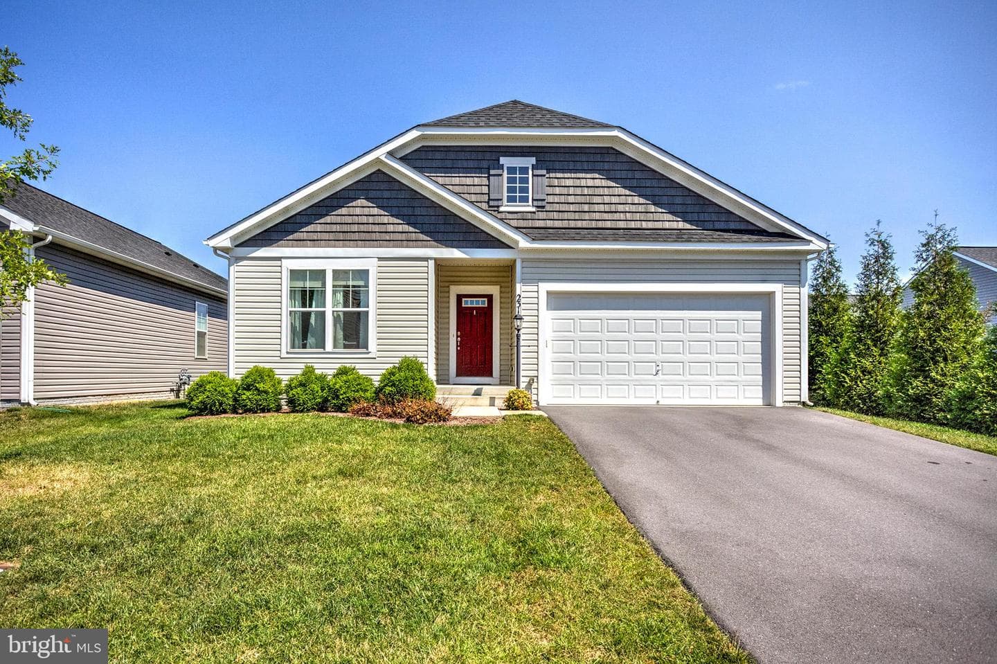 231 Parkland Drive photo 13
