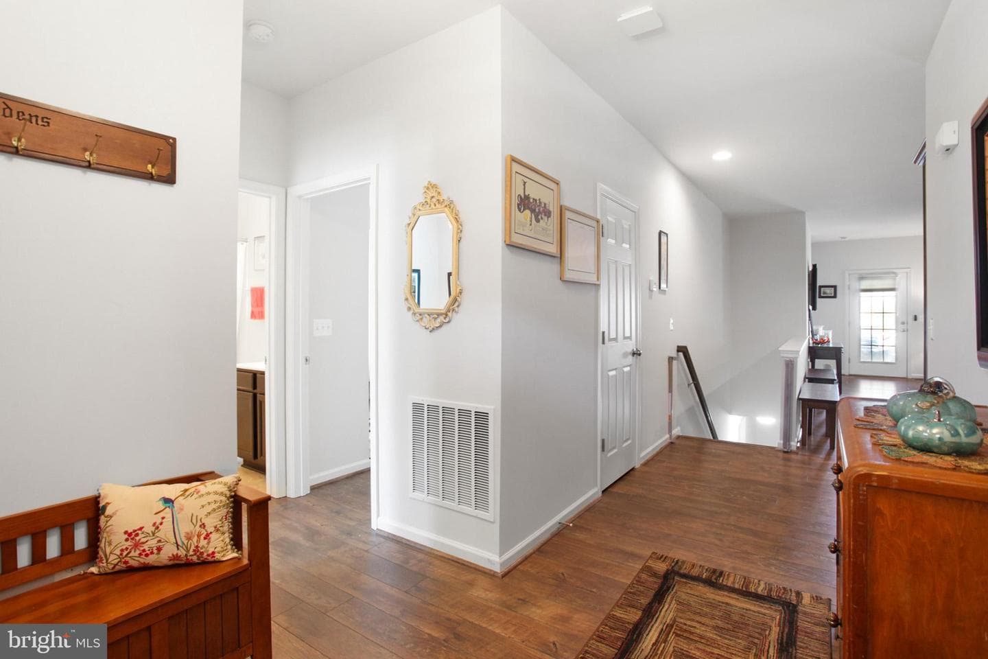 231 Parkland Drive photo 27