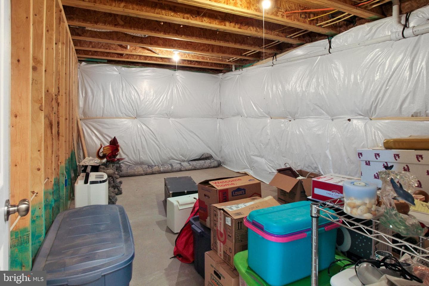 231 Parkland Drive photo 36