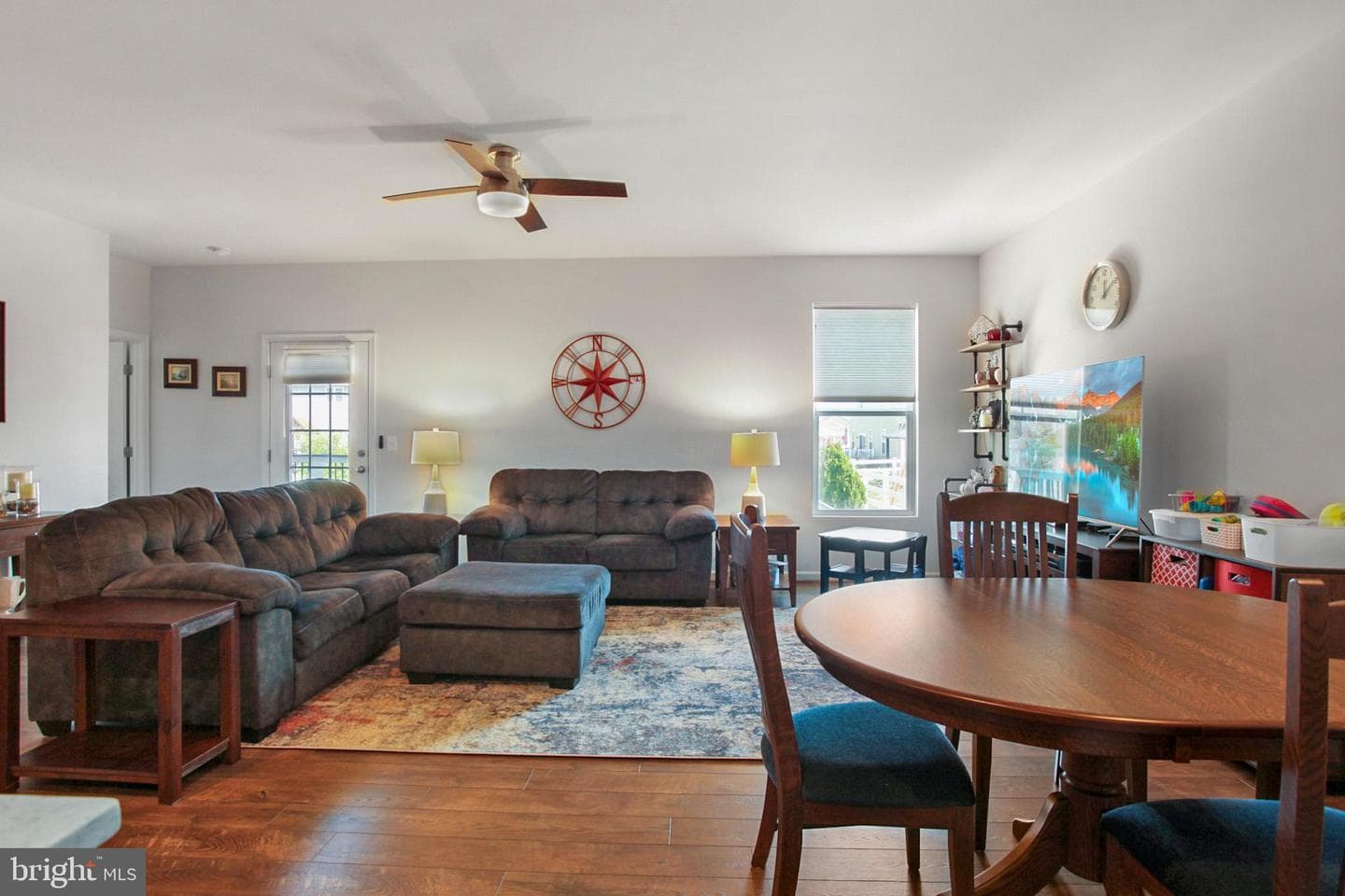 231 Parkland Drive photo 6