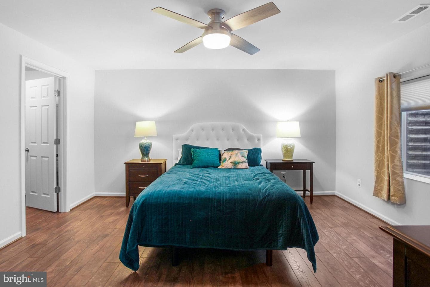 231 Parkland Drive photo 8