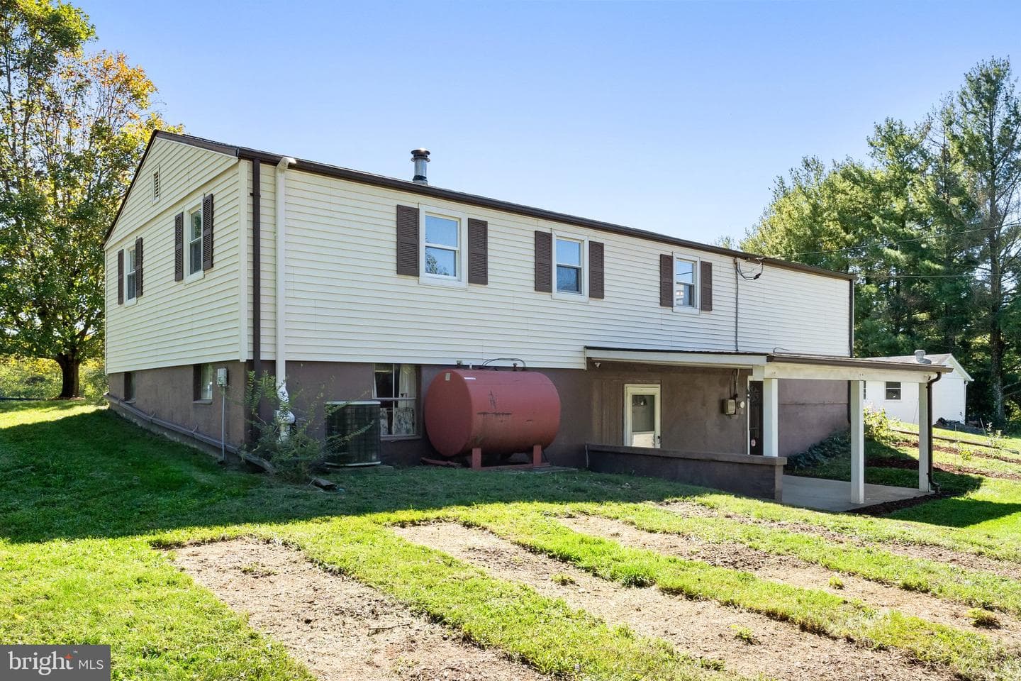 173 Sanctuary Drive photo 25