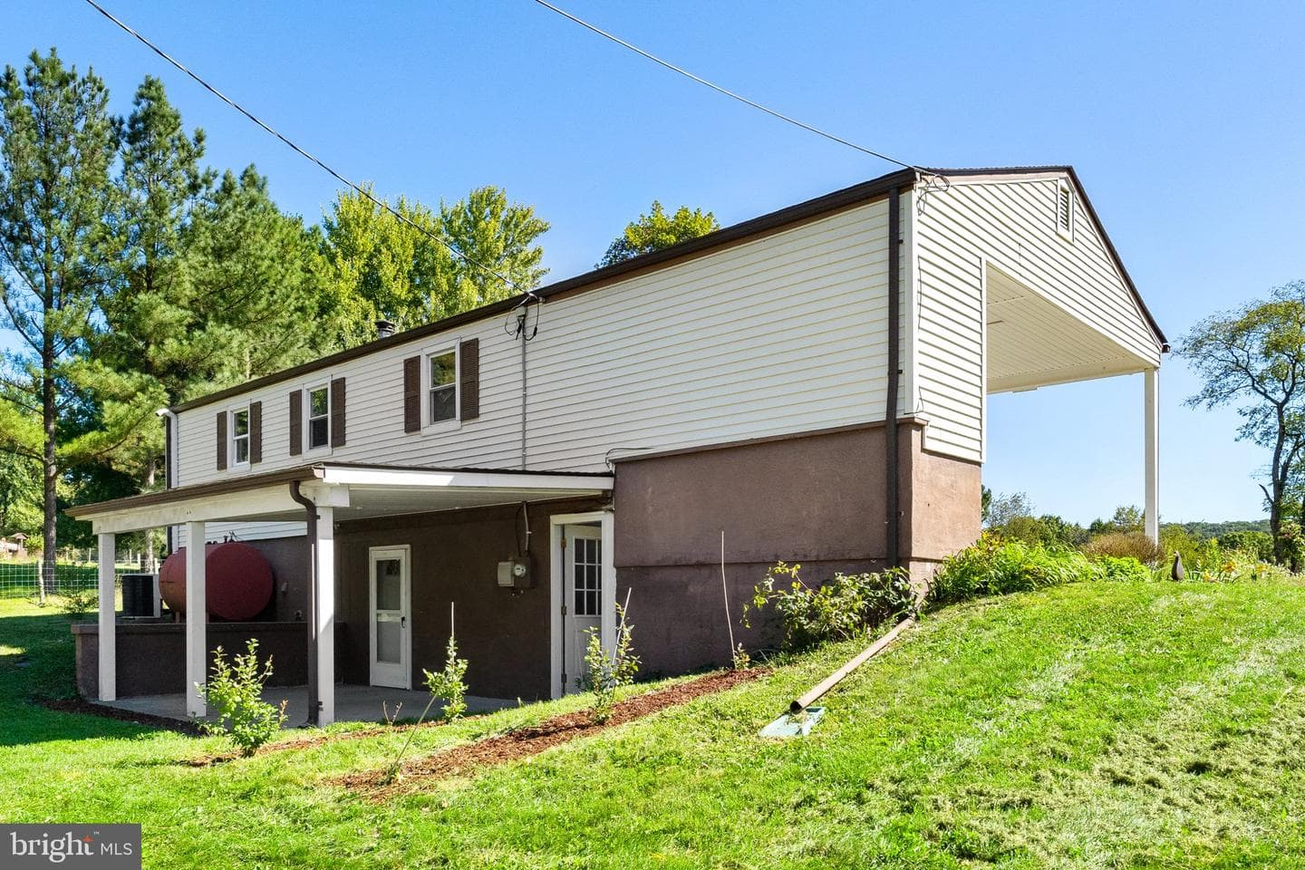 173 Sanctuary Drive photo 28