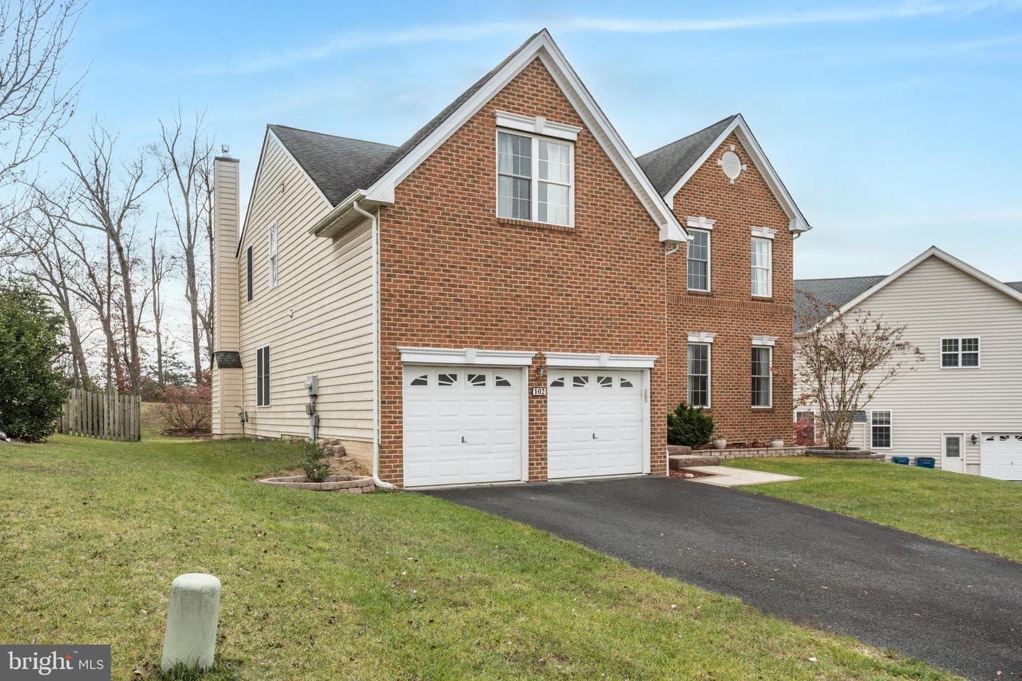 102 Norfolk Court photo 2