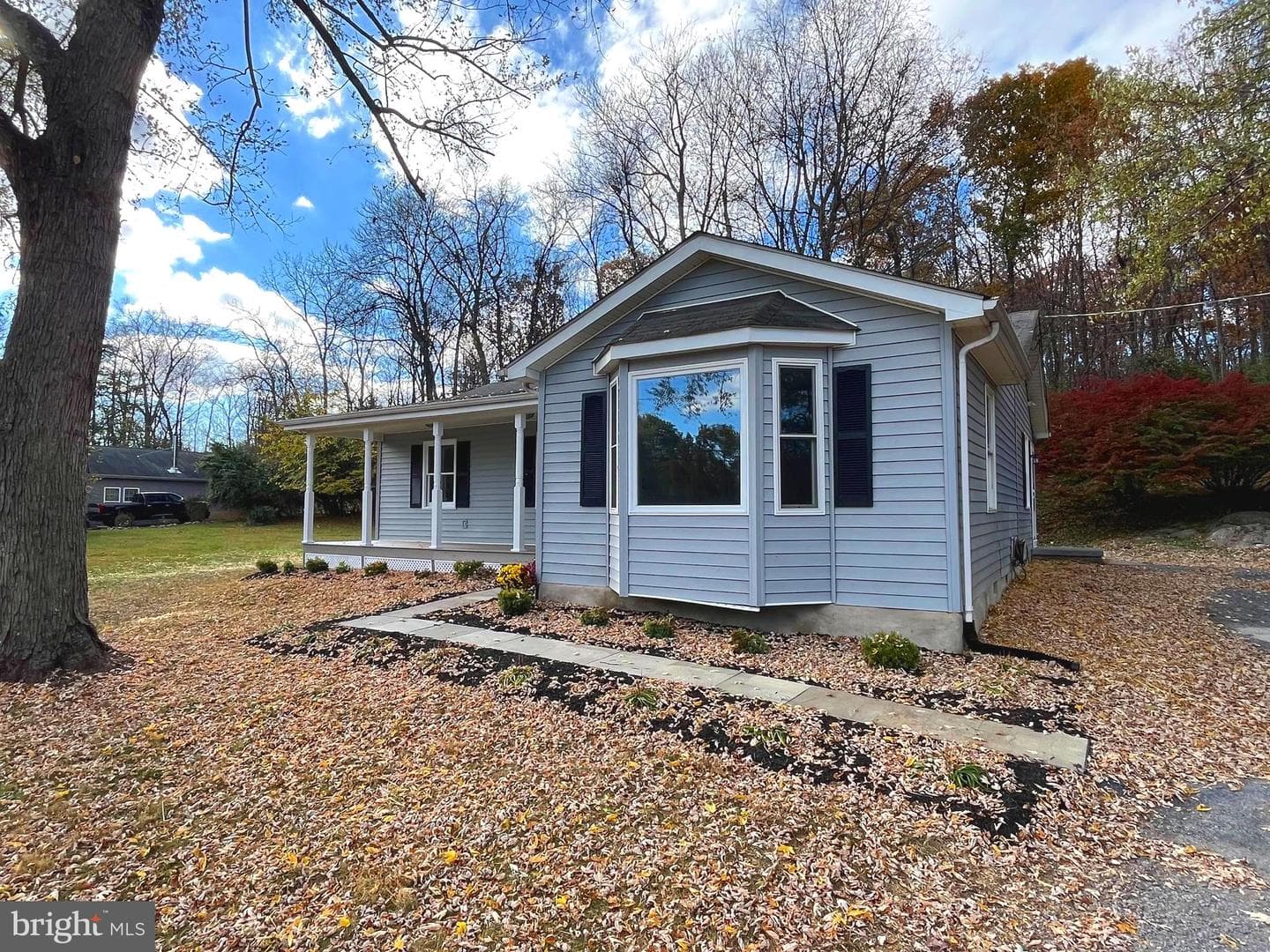 435 Orchard Dale Drive photo 4