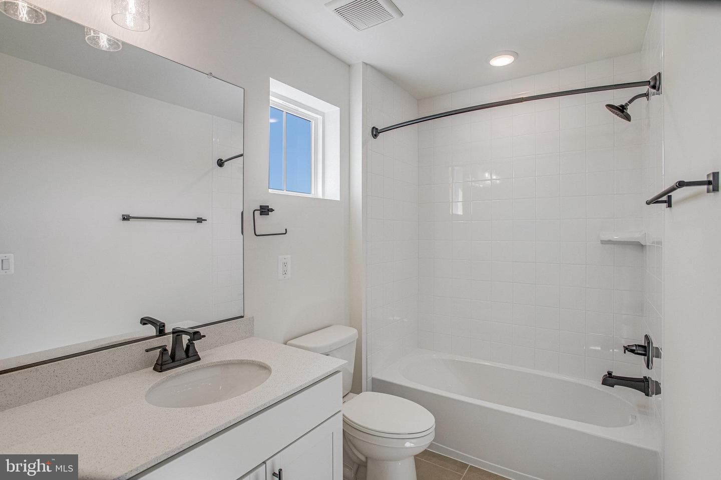 120 Midsummer Lane photo 28