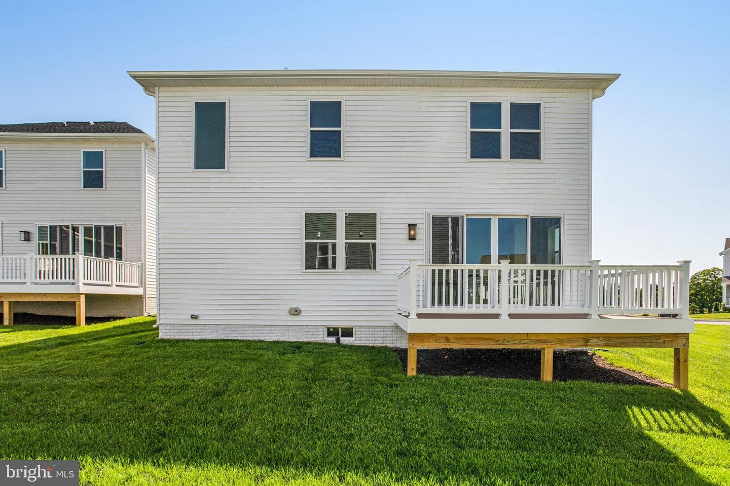120 Midsummer Lane photo 34