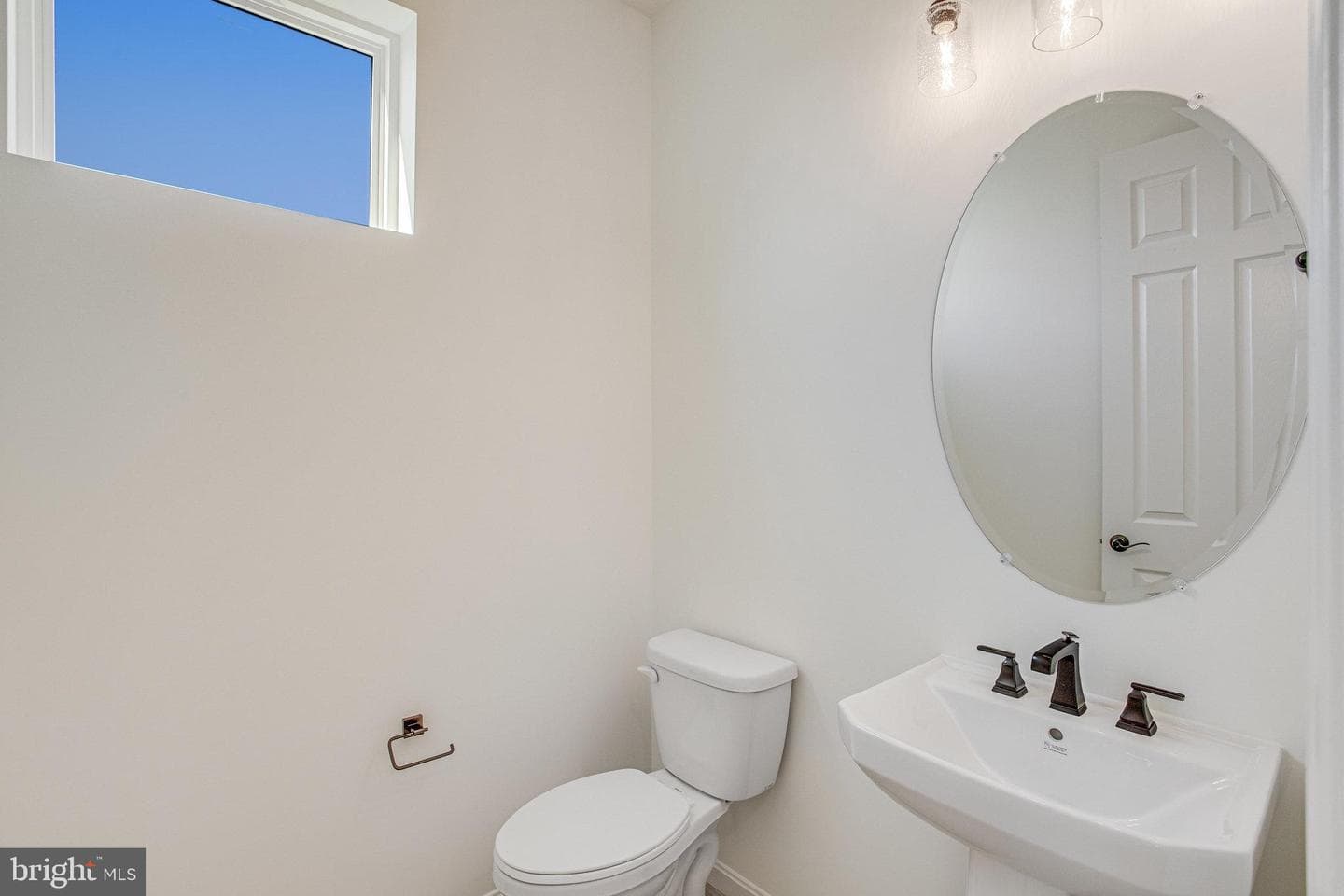 120 Midsummer Lane photo 5