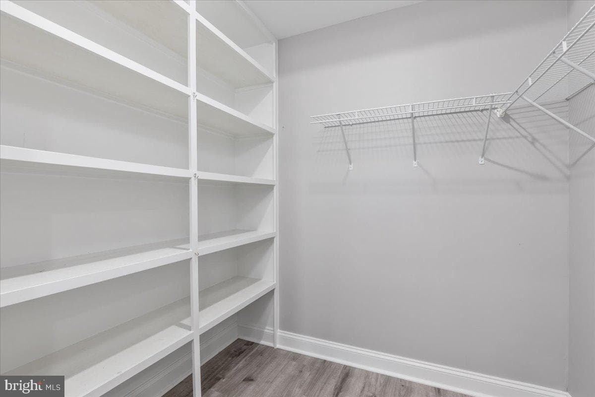 112 Stonecrop Court photo 33