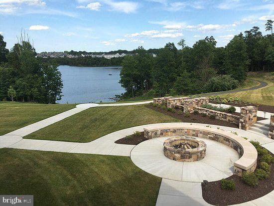112 Stonecrop Court photo 43