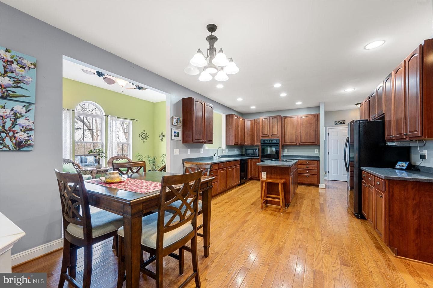 213 Rebecca Drive photo 6