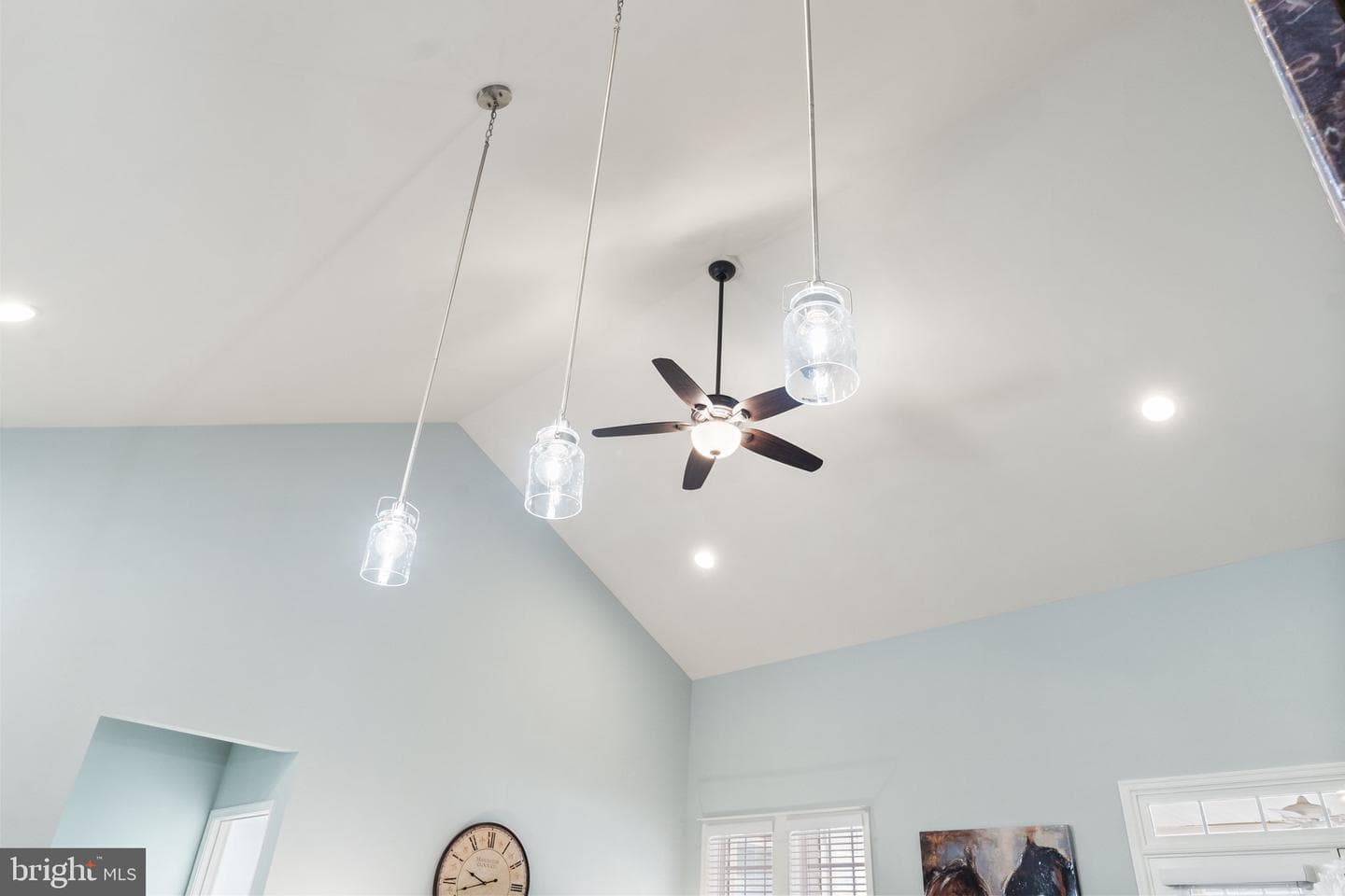 109 Bluets Drive photo 15