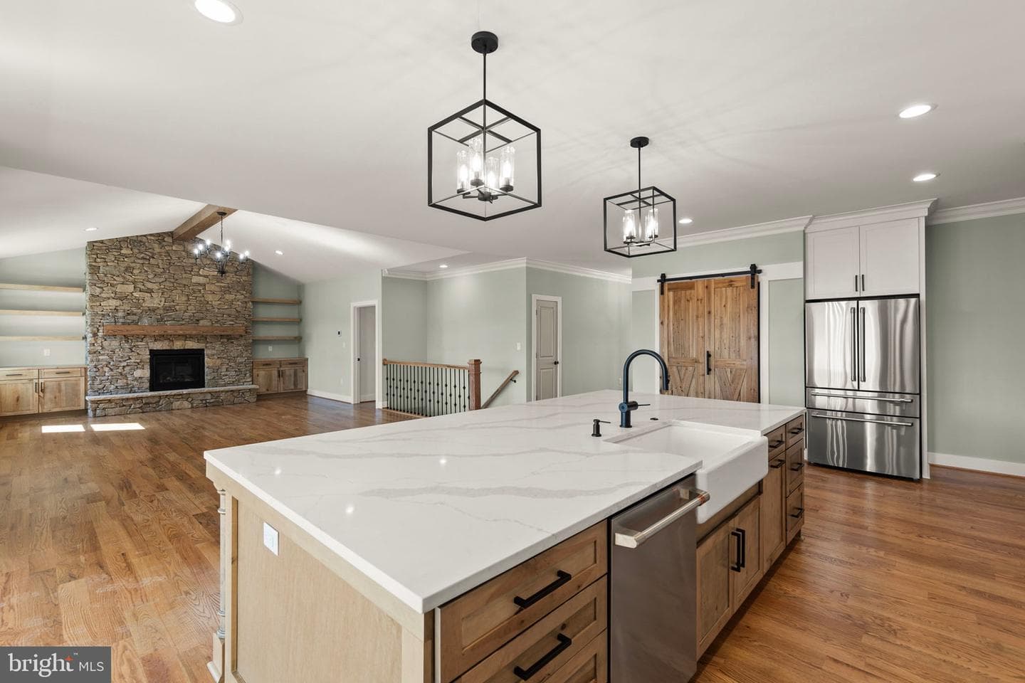 303 Summerfield Drive photo 4