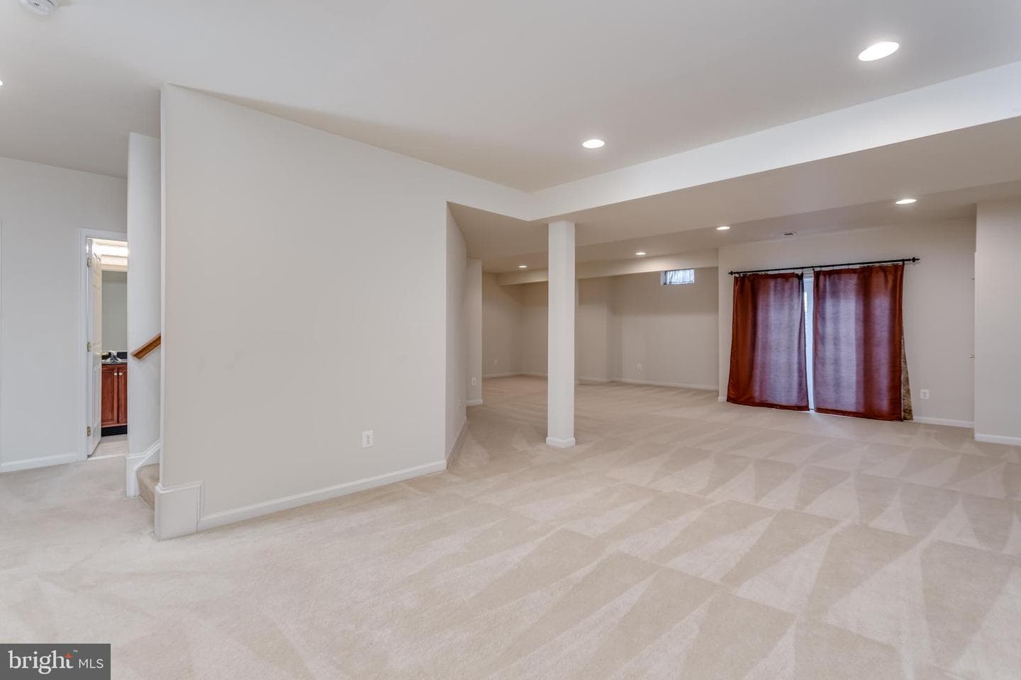 111 Heath Court photo 40