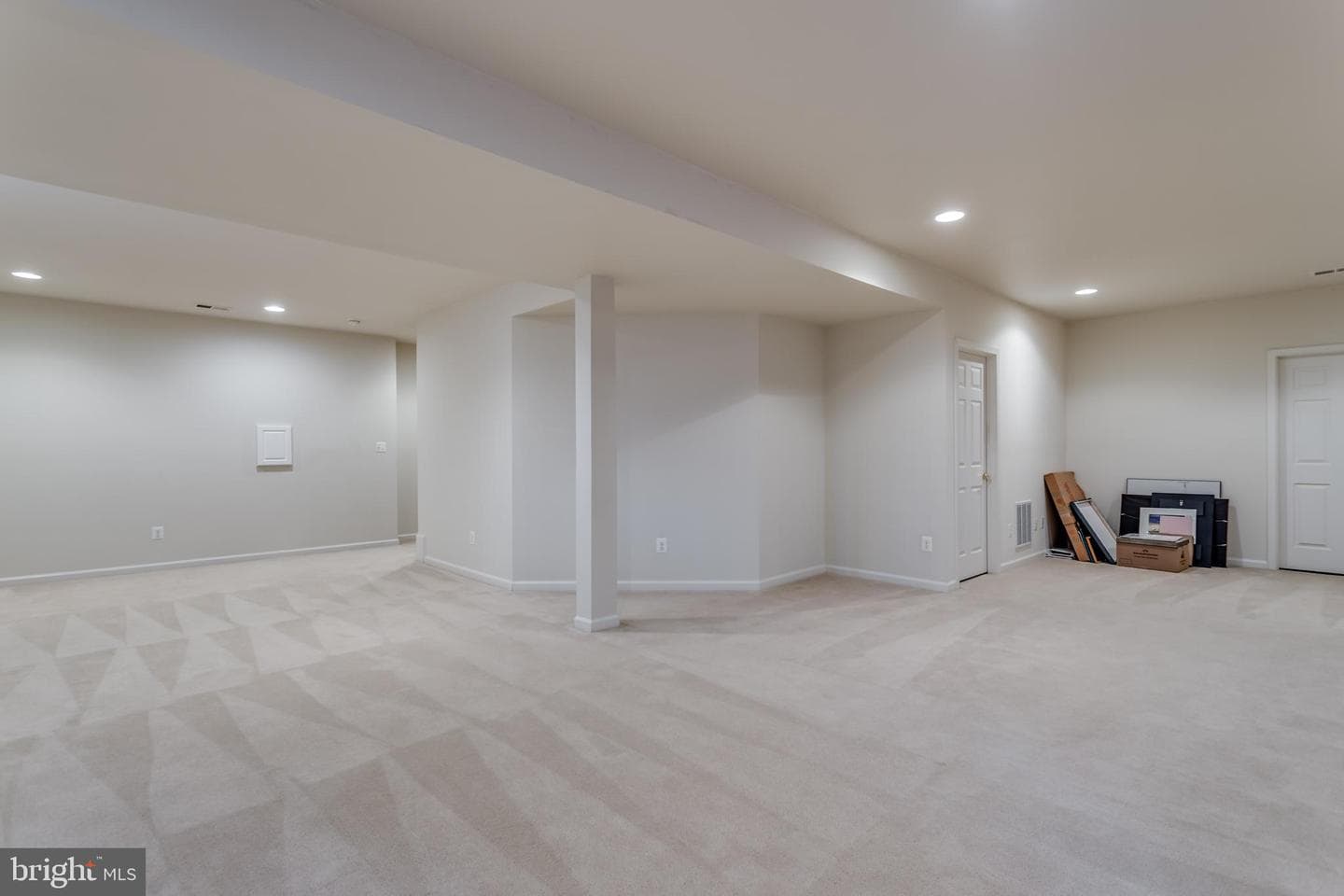 111 Heath Court photo 41