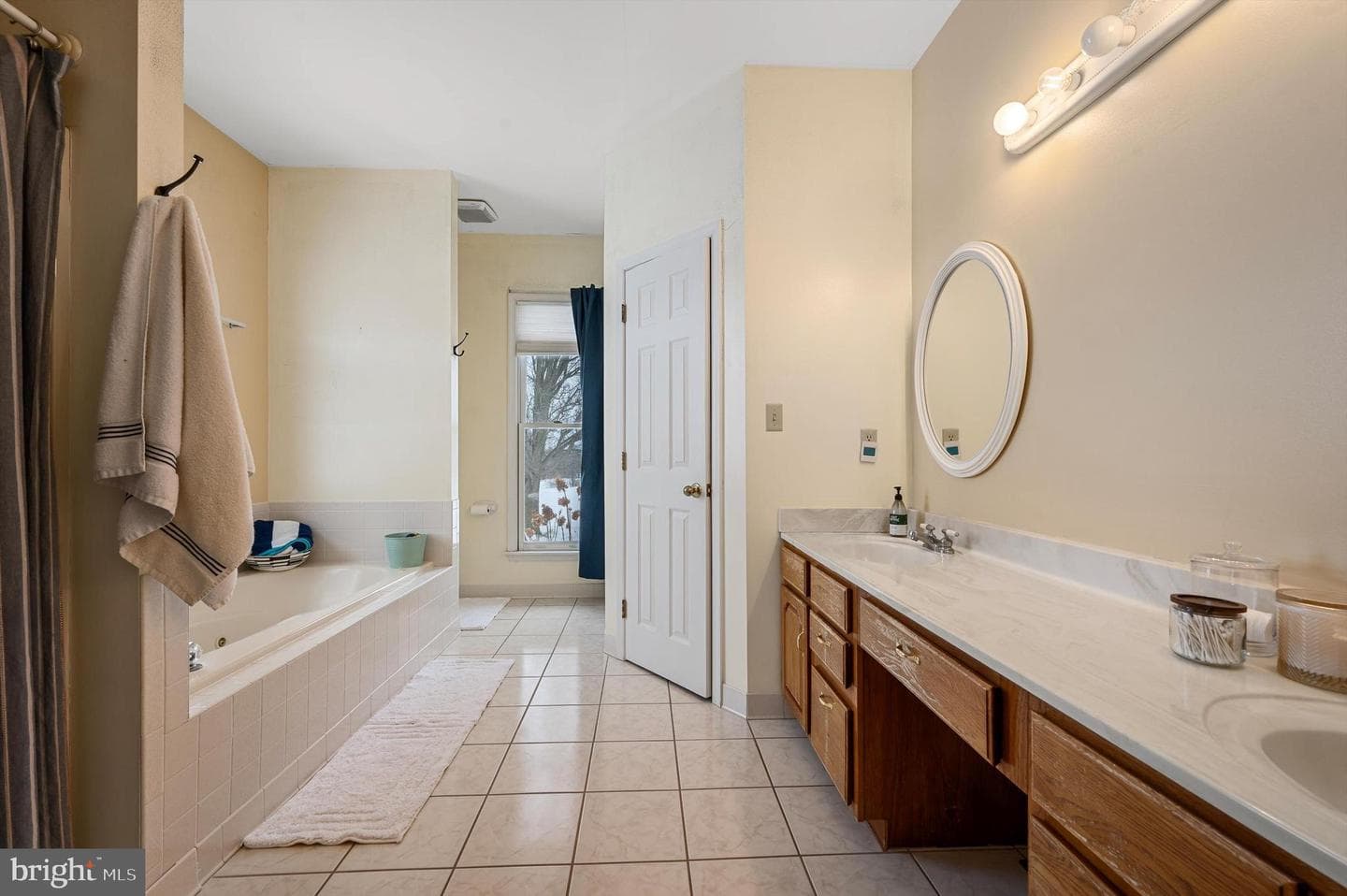 267 Masterpiece Lane photo 31