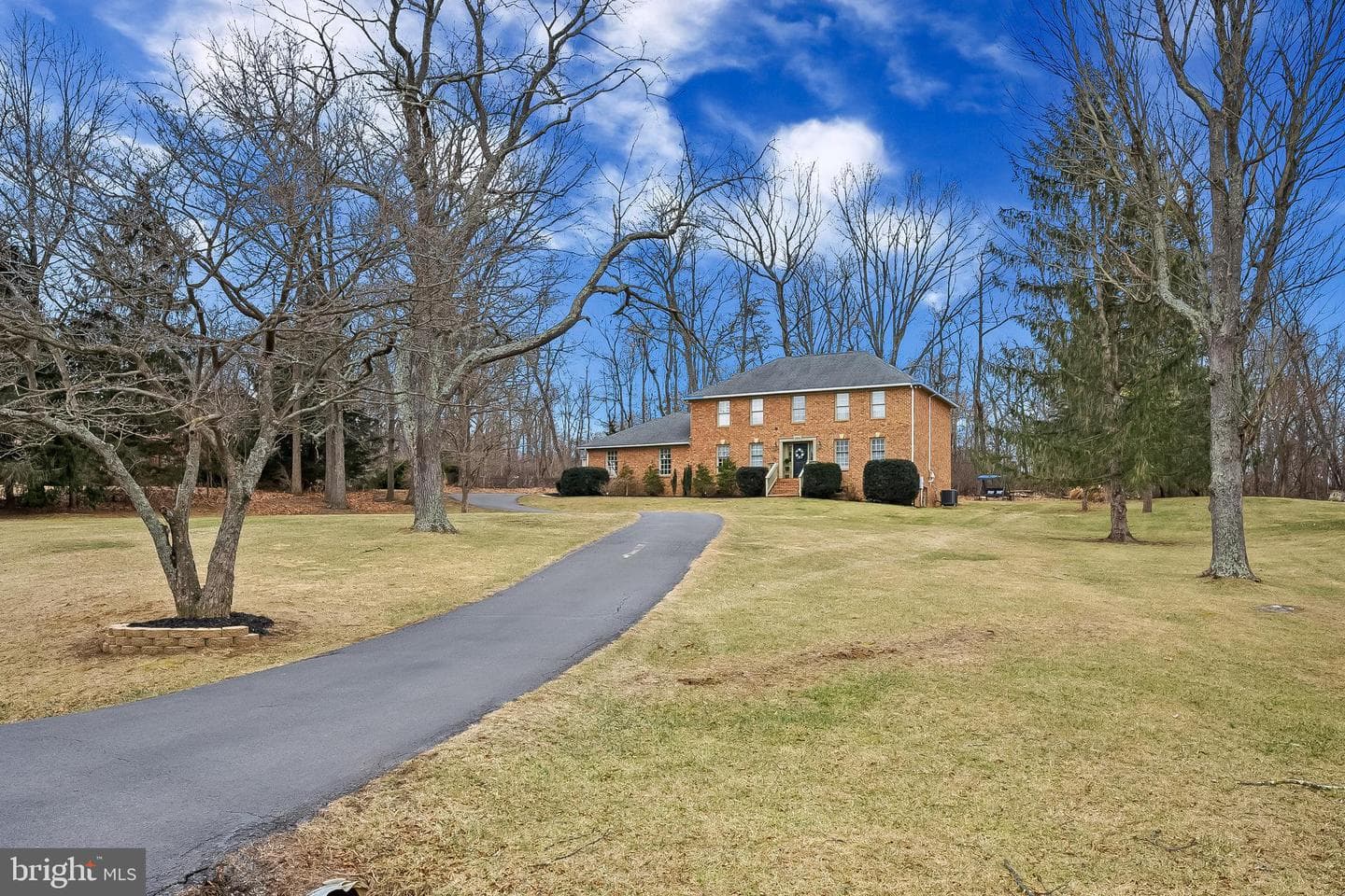 106 Launchris Drive photo 1