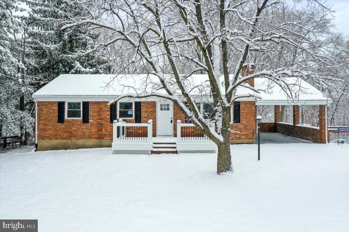 568 Greenwood Road