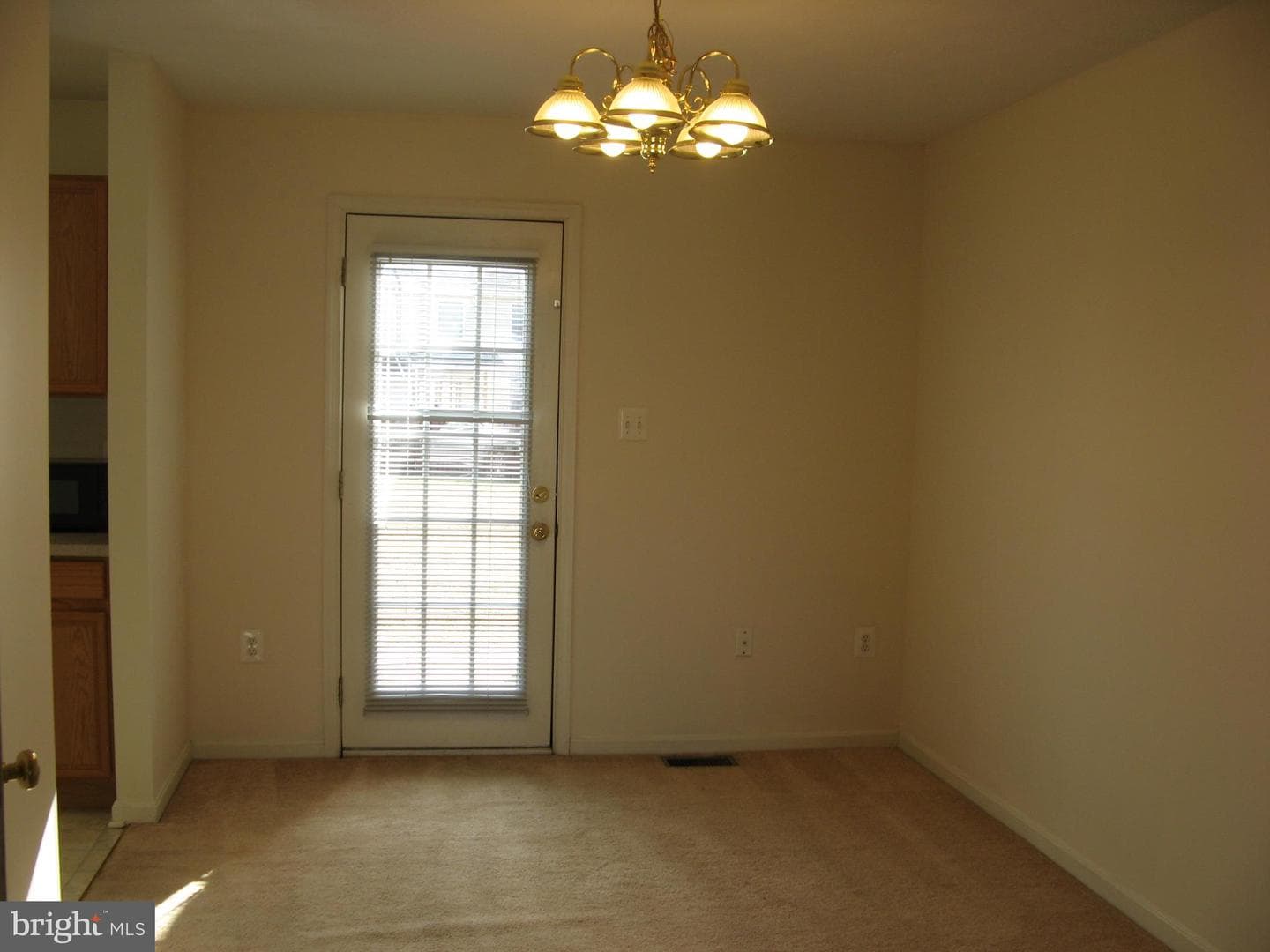 200 Surrey Club Lane photo 2