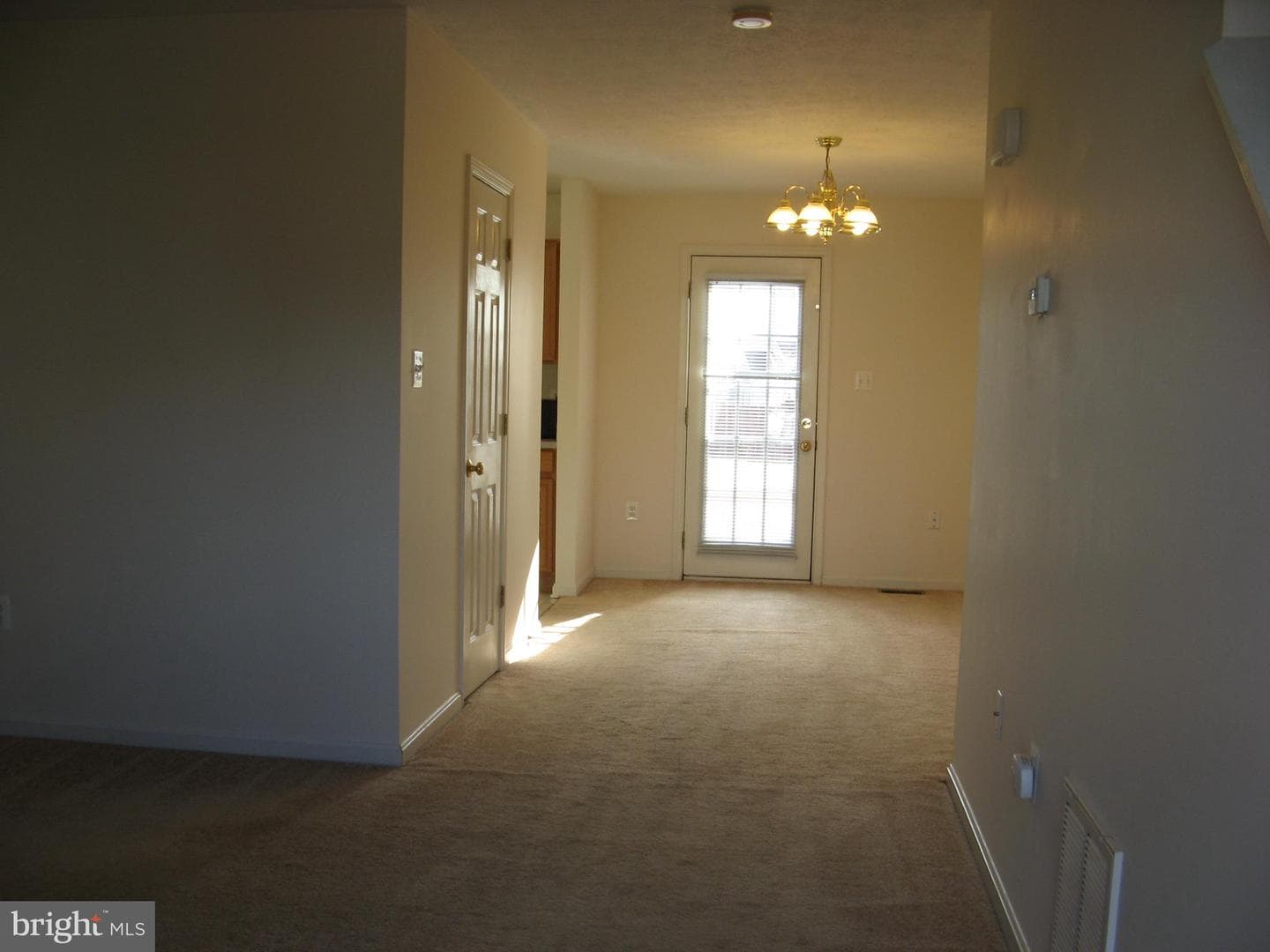 200 Surrey Club Lane photo 3