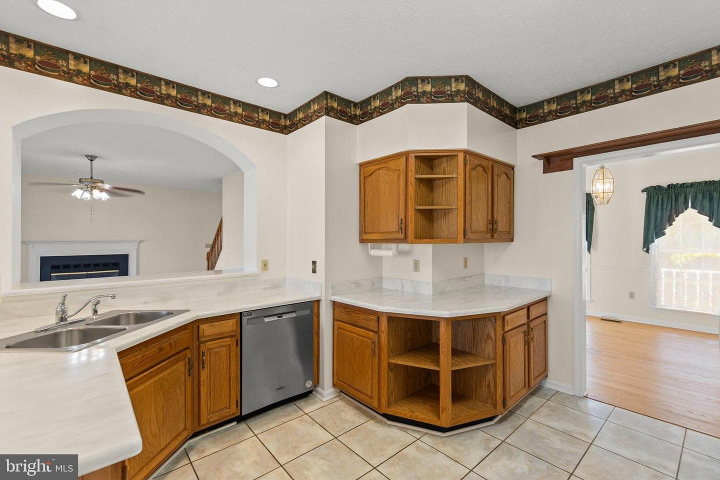 207 Cavalry Drive photo 12