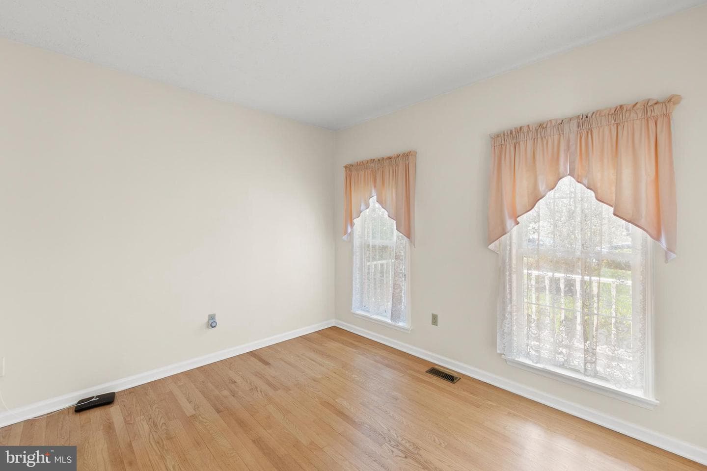 207 Cavalry Drive photo 5
