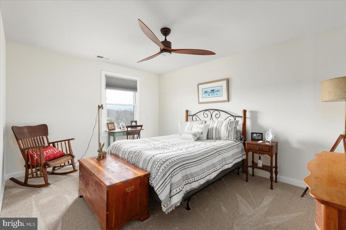 810 Huttle Road photo 36