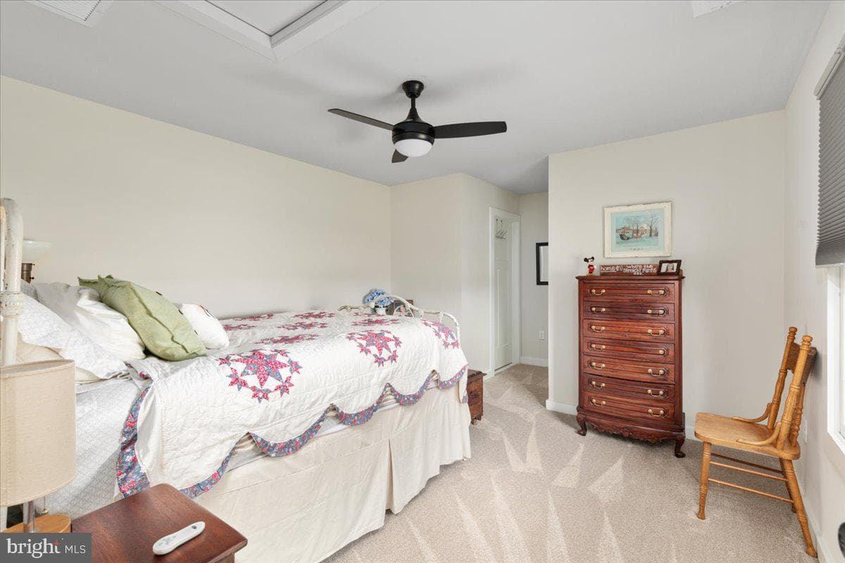 810 Huttle Road photo 38