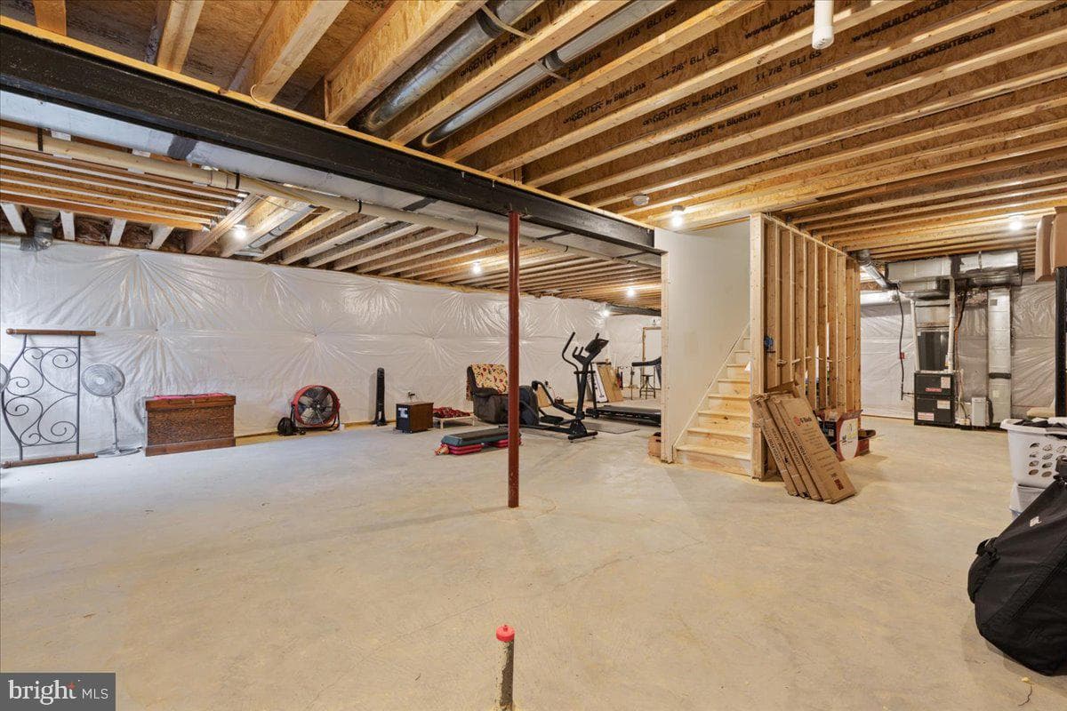 810 Huttle Road photo 43
