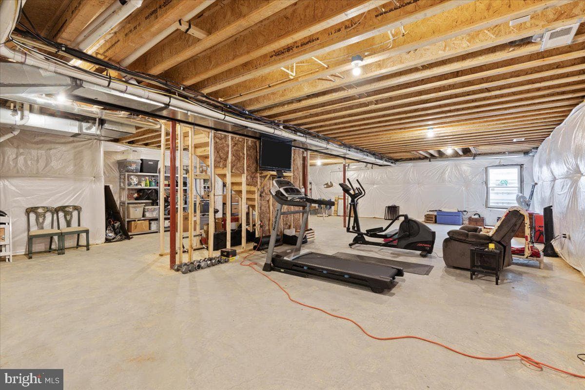 810 Huttle Road photo 44