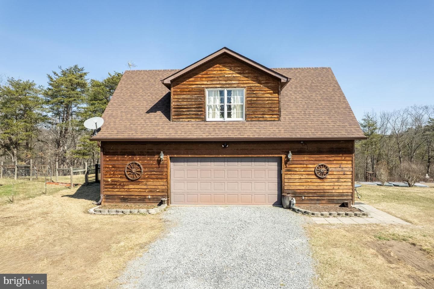 320 Adams Road photo 1