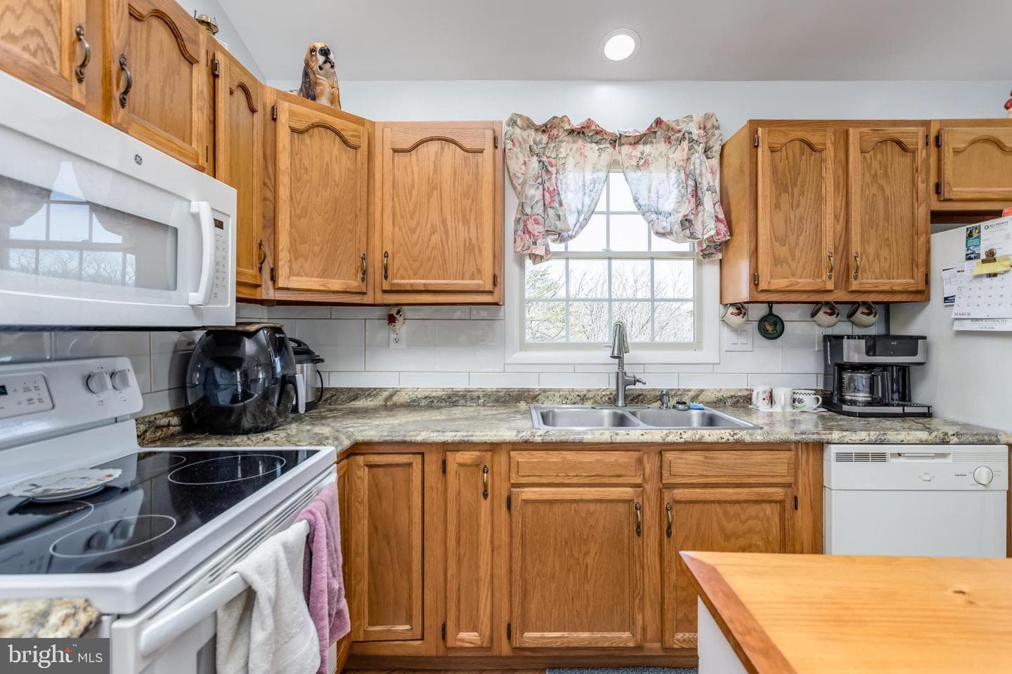 320 Adams Road photo 10