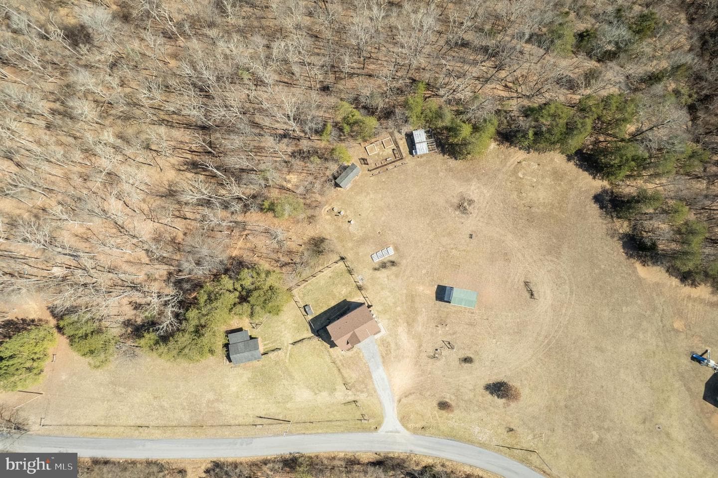 320 Adams Road photo 24